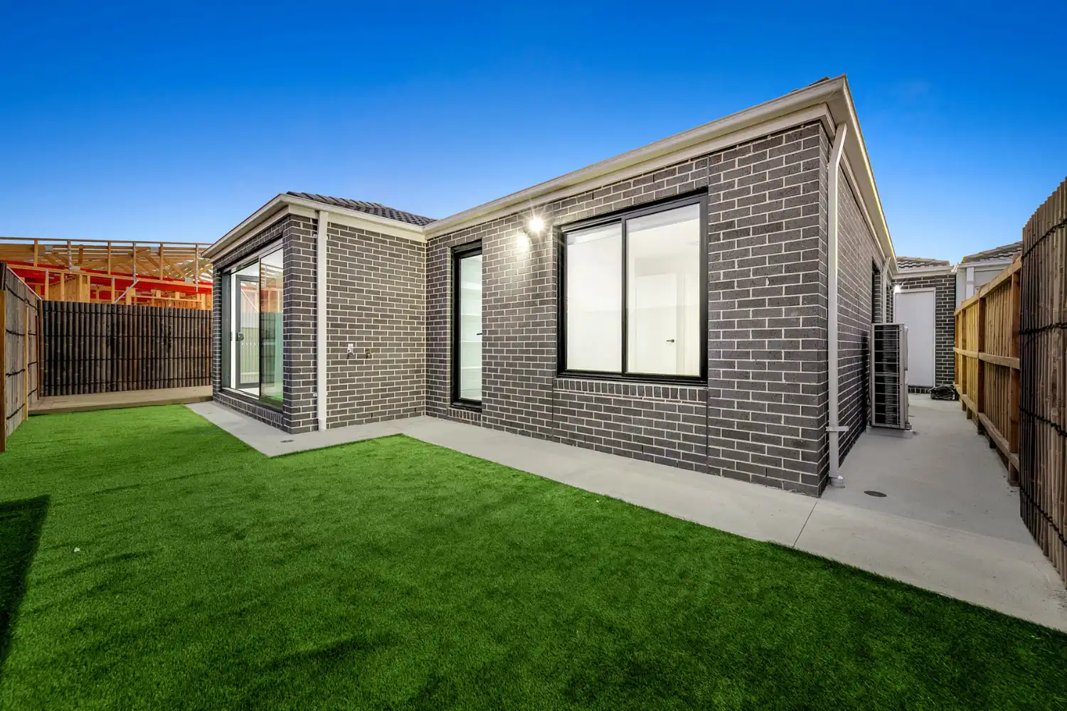 4 Fairhill -10