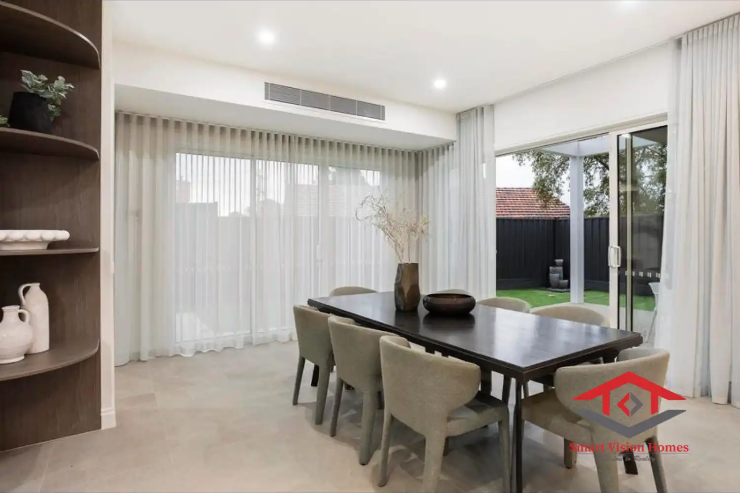 4 Bettina Street, Burwood East, Vic 3151 5